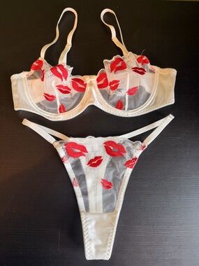 Valentino White Sheer Lace Bra & Thong Set with Red Lip Embroidery